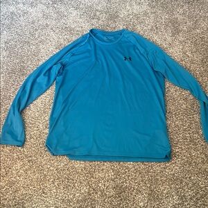 Men’s underarmour long sleeve shirt